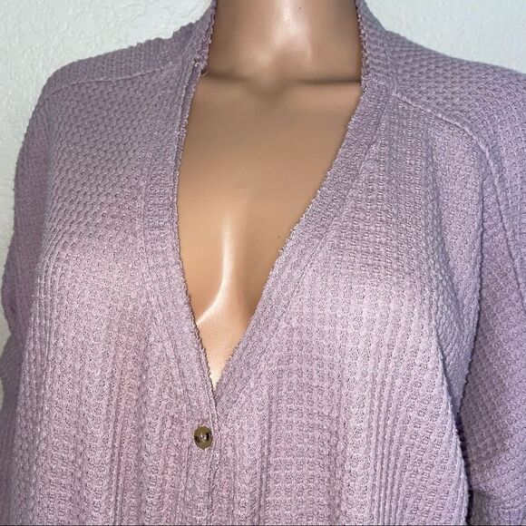 Out From Under Jojo Oversized Thermal Button Top Urban Outfitters lavender SZ L - Picture 5 of 12